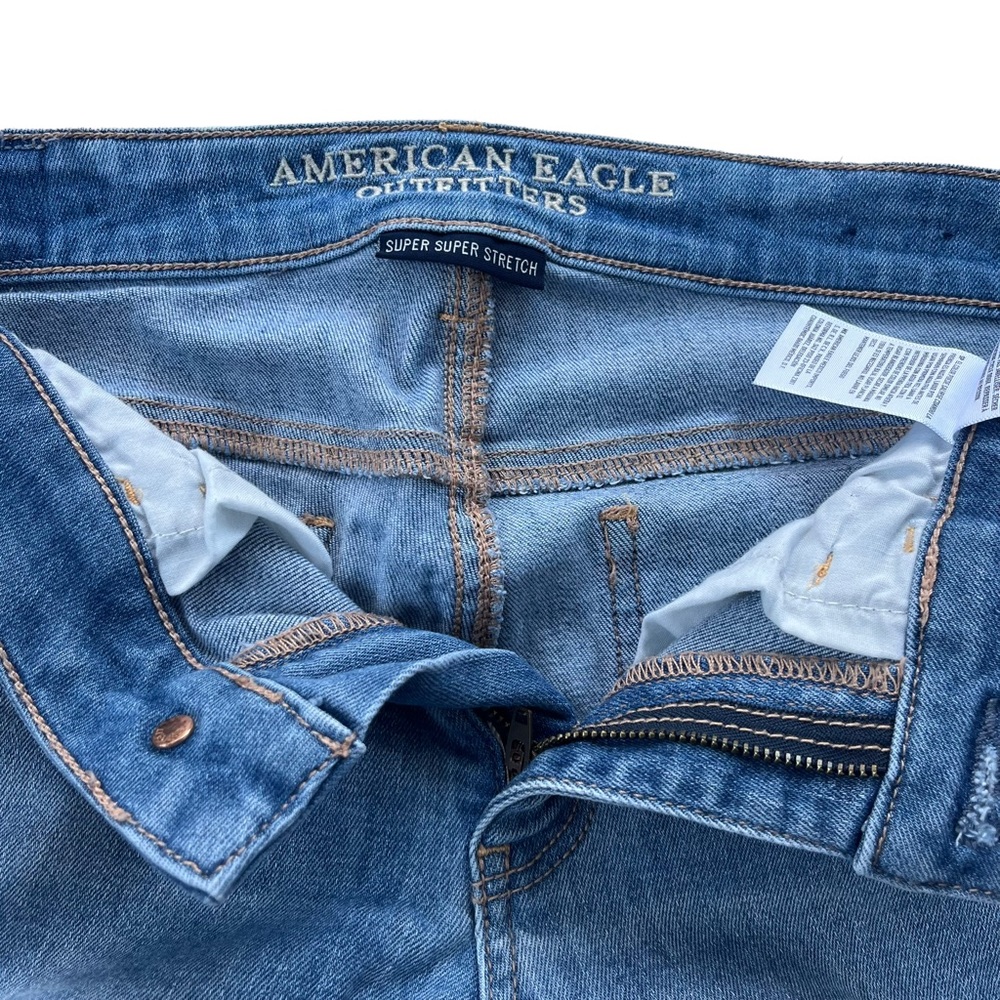 American Eagle Women’s Size 4 Regular Light Wash Super Super Stretch Jeggings - Picture 4 of 15